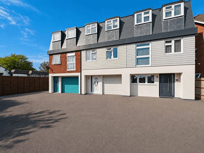 4 Bedroom Terraced House To Rent In Warsash, SO31