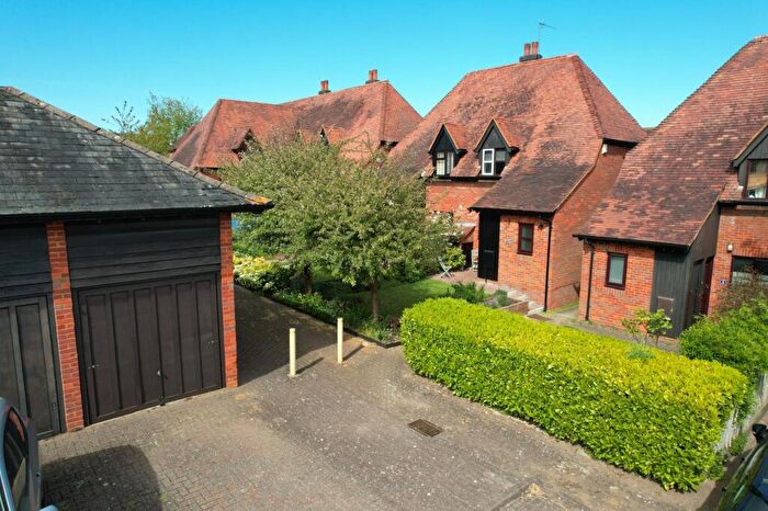 2 Bedroom Semi-Detached House For Sale In Eynsham Court., Woolstone, Milton Keynes, MK15
