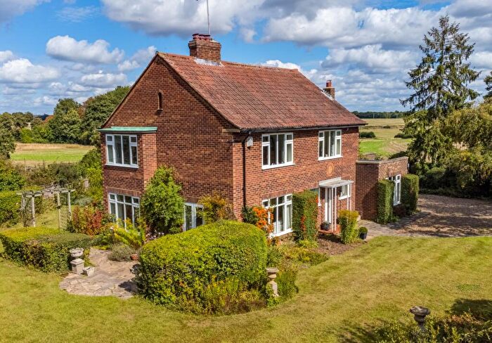 4 Bedroom Detached House For Sale In Old Lane, Knebworth, Hertfordshire, SG3