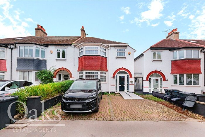 3 Bedroom End Terrace House For Sale In Briar Avenue, Streatham, SW16