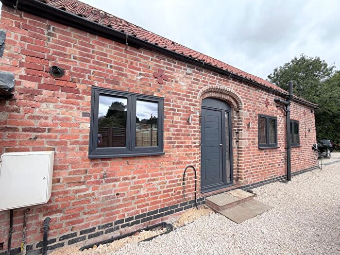 3 Bedroom Barn Conversion To Rent In Kneeton Road, East Bridgford, NG13