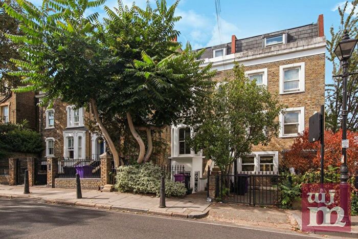 1 Bedroom Flat To Rent In Coborn Road, Mile End, E3