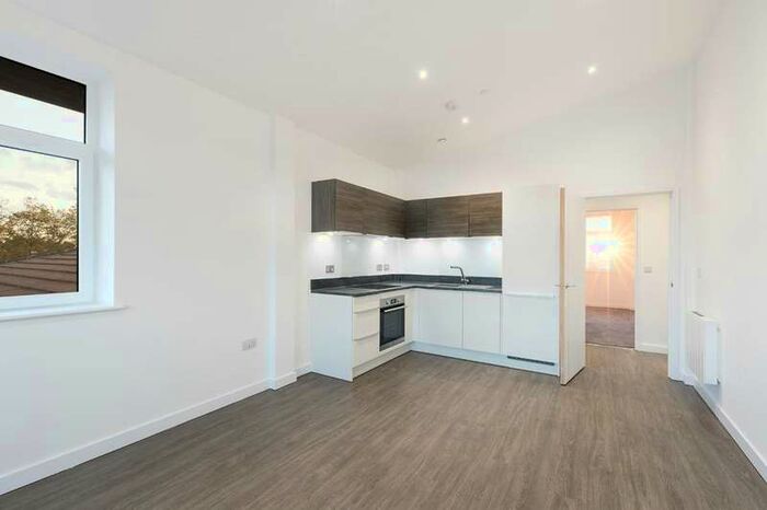 1 Bedroom Apartment To Rent In Camberley, Surrey, GU15