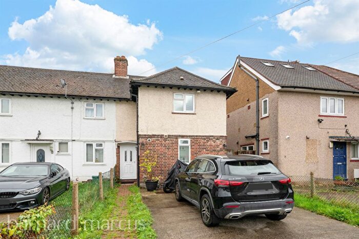 3 Bedroom End Terrace House For Sale In Mount Pleasant Road, New Malden, KT3