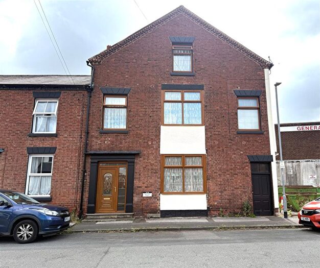 5 Bedroom End Of Terrace House For Sale In Market Street, Rugeley, WS15