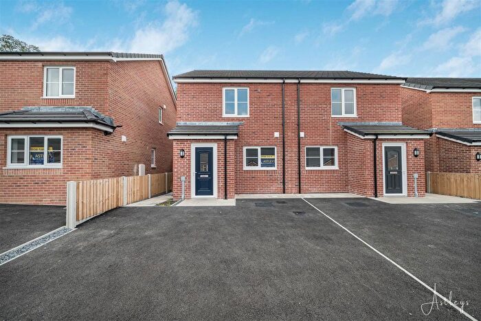 2 Bedroom Semi-detached House For Sale In Clos Yr Ysgol, Clyne, Neath, SA11