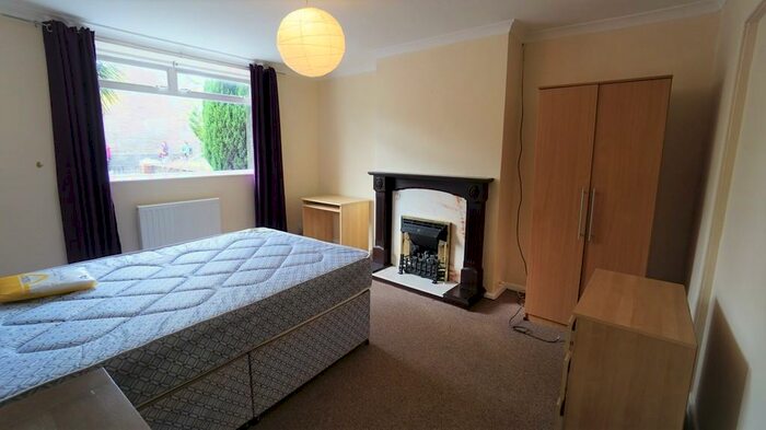 4 Bedroom Terraced House To Rent In Manor Rd, Fishponds, BS16