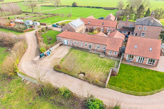 5 Bedroom Barn Conversion For Sale In Stamford Bridge, York, YO41