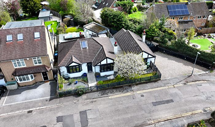 4 Bedroom Detached Bungalow For Sale In Cemmaes Court Road, Boxmoor, Hemel Hempstead, Hertfordshire, HP1
