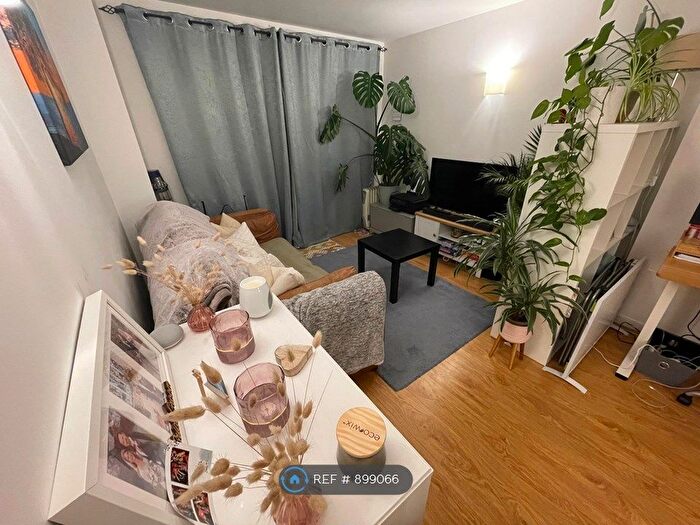 1 Bedroom Flat To Rent In Montana Building, London, SE13