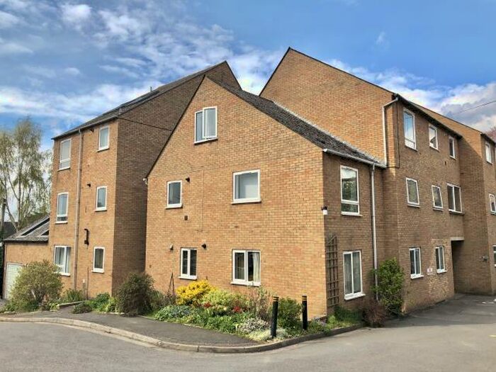 2 Bedroom Apartment To Rent In Finsbury Place, Chipping Norton, OX7
