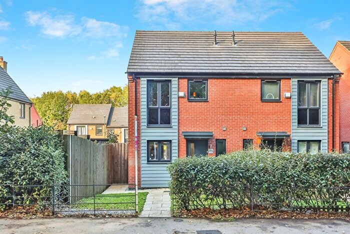 2 Bedroom Semi-detached House For Sale In Bestwood Road, Nottingham, NG6