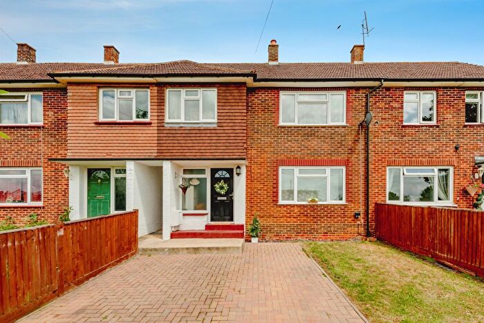 3 Bedroom Terraced House For Sale In Sandcross Lane, Reigate, RH2