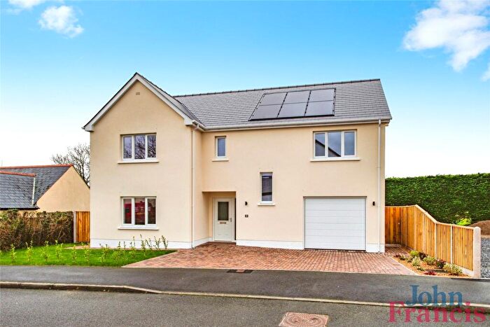 5 Bedroom Detached House For Sale In Bro Derwen, Clunderwen, SA66