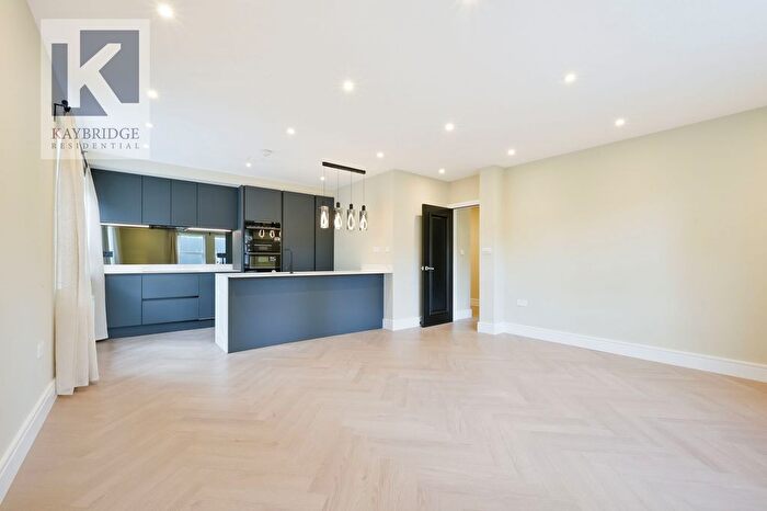 2 Bedroom Flat To Rent In Cedar Road, Sutton, SM2