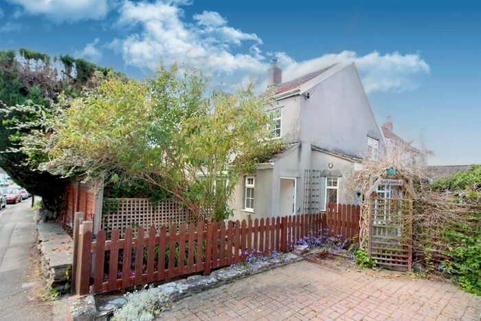 2 Bedroom Semi-Detached House To Rent In Windsor Place, Mangotsfield, Bristol, BS16