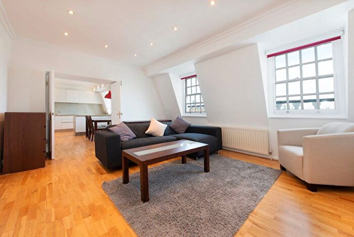 2 Bedroom Flat To Rent In St. Georges Drive, London, SW1V