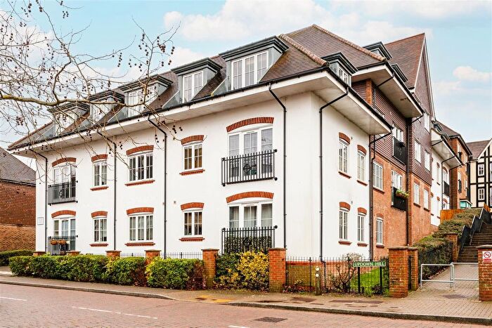 2 Bedroom Property For Sale In Middle Village, Haywards Heath, RH16