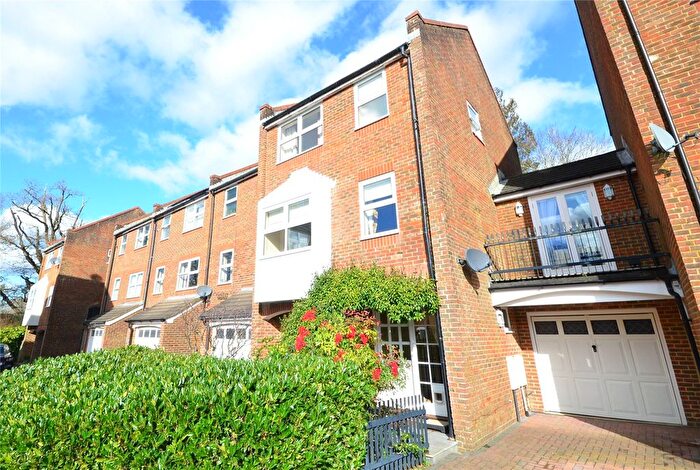 4 Bedroom Terraced House For Sale In East Grinstead, West Sussex, RH19