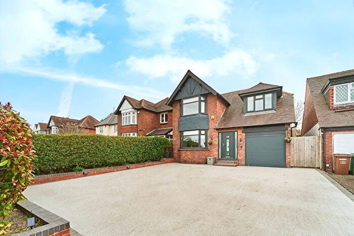 4 Bedroom Detached House For Sale In Sutton Road, Walsall, WS5