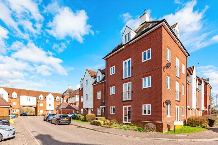 2 Bedroom Apartment For Sale In Melba Court, Writtle, Chelmsford, Essex, CM1