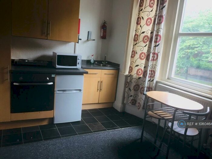 1 Bedroom Flat To Rent In Kelvin Buildings, Sheffield, S6