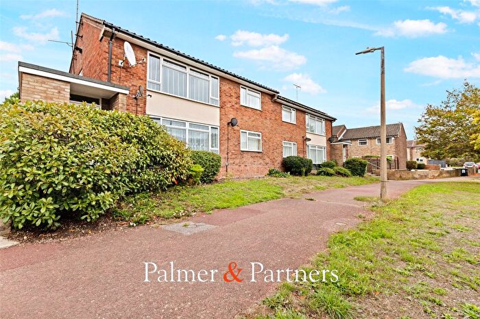 2 Bedroom Maisonette For Sale In Geranium Walk, Colchester, Essex, CO4