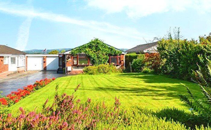 3 Bedroom Bungalow For Sale In Winslow Road, Bolton, Greater Manchester, BL3