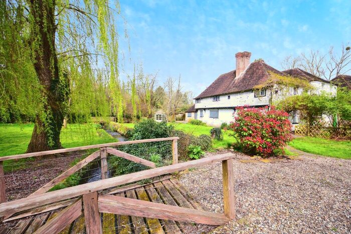 7 Bedroom Detached House For Sale In Polhill Lane, Harrietsham, Maidstone, Kent, ME17