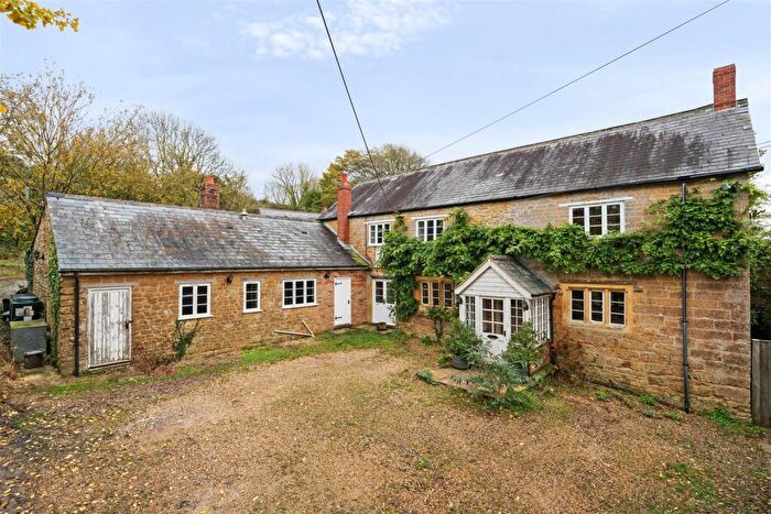 5 Bedroom Detached House For Sale In Powerstock, Bridport, DT6