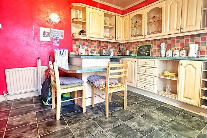 2 Bedroom Bungalow For Sale In School Road, Failsworth, Manchester, Greater Manchester, M35