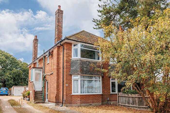 1 Bedroom Flat To Rent In Hood Close, Bournemouth, BH10