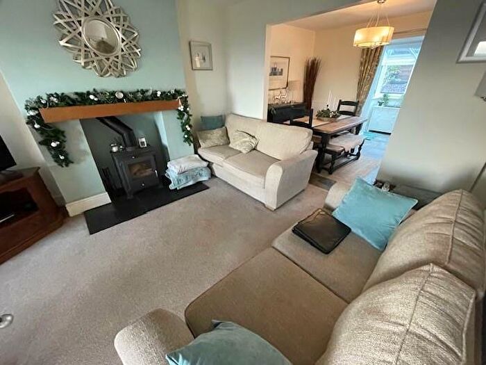 2 Bedroom Semi-Detached Bungalow For Sale In Bryn Gwynt Lane, Penrhynside, Llandudno, LL30