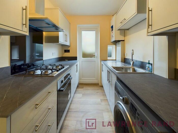 2 Bedroom Property To Rent In York Road, Northwood, HA6