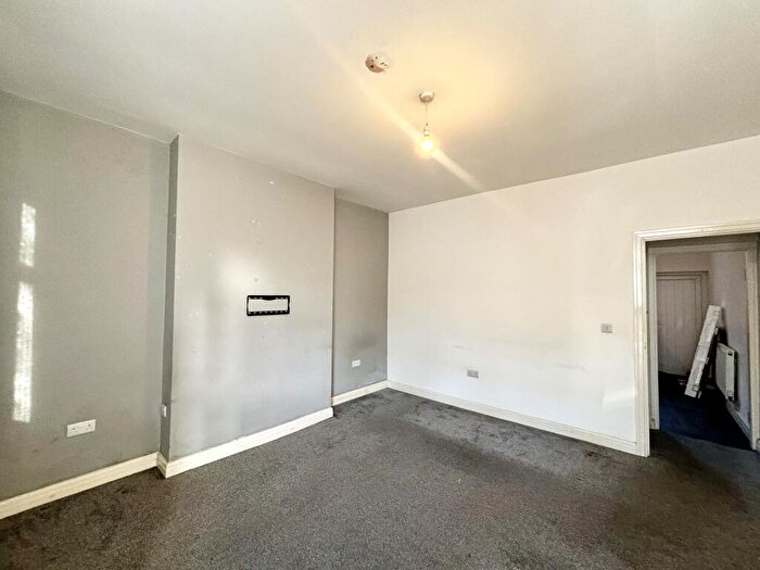 2 Bedroom Terraced House To Rent In Waterbarn Street, Burnley, BB10