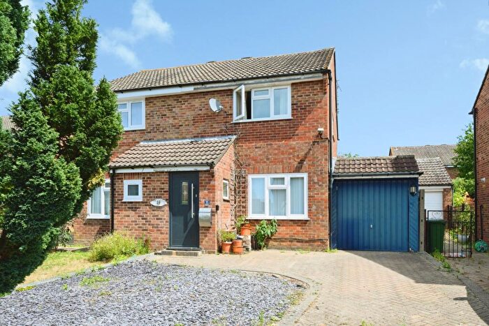 2 Bedroom Semi-Detached House For Sale In Boleyn Walk, Leatherhead, Surrey, KT22