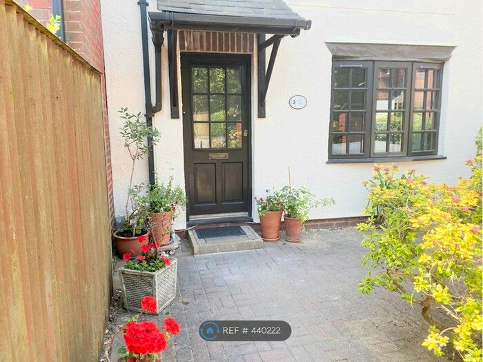 3 Bedroom Terraced House To Rent In Vallis Close, Poole, BH15