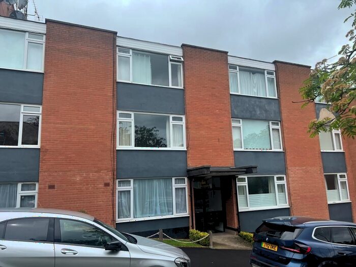 2 Bedroom Flat To Rent In Chorleywood, Rickmansworth, WD3