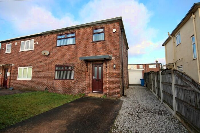 3 Bedroom Semi-Detached House To Rent In Poole Avenue, Warrington, WA2