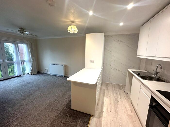 2 Bedroom Flat To Rent In Devondale Court, Dawlish Warren, EX7