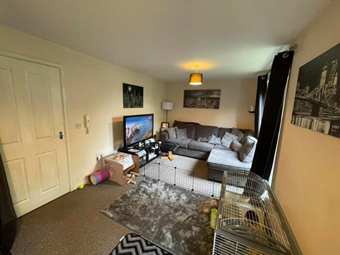 2 Bedroom Apartment To Rent In Ladyoak Way, Rotherham, S65