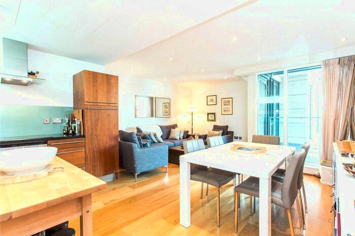 2 Bedroom Flat To Rent In Park View Residences, Baker Street, London, NW1
