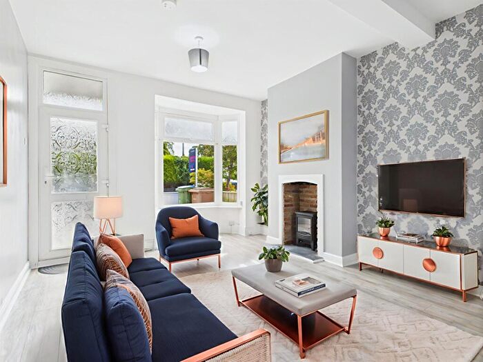 2 Bedroom Terraced House For Sale In Millhouse Woods Lane, Cottingham, HU16