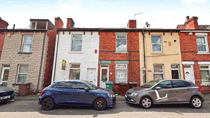2 Bedroom Terraced House To Rent In Cloister Street, NG7