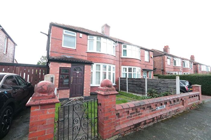 4 Bedroom Semi-Detached House To Rent In School Grove, Withington, Manchester, M20