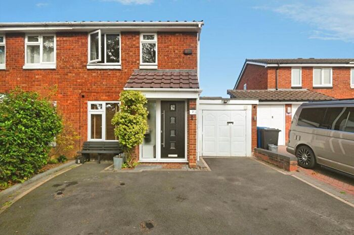 2 Bedroom Semi Detached House For Sale In Hanlith, Wilnecote, Tamworth, B77
