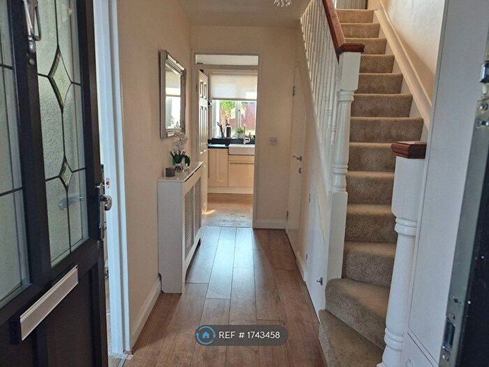 3 Bedroom Semi-Detached House To Rent In Manford Way, Chigwell, IG7