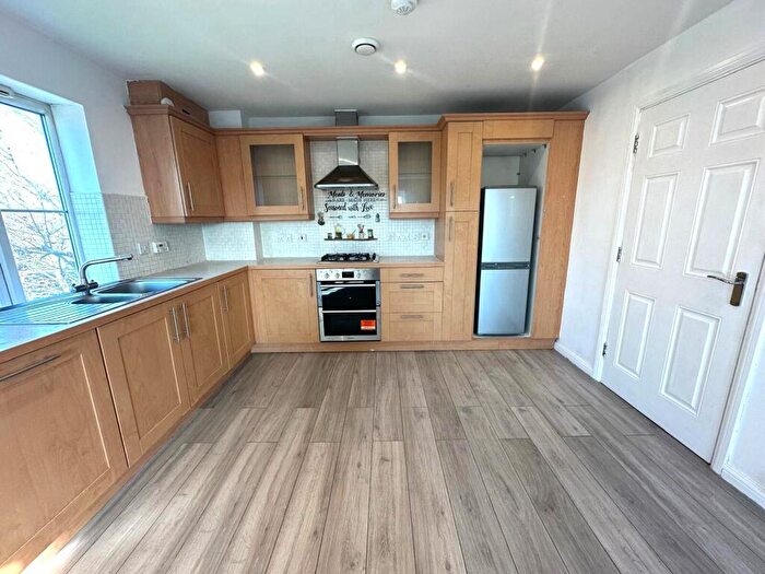 2 Bedroom Apartment To Rent In Ffordd James McGhan, Cardiff, CF11