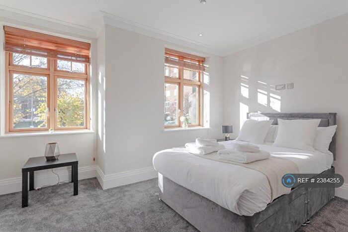 5 Bedroom Detached House To Rent In Tenterden Grove, London, NW4