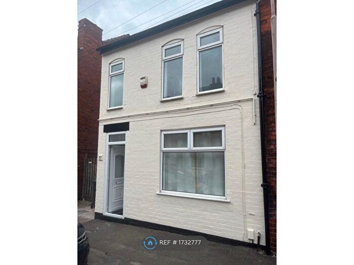 2 Bedroom End Of Terrace House To Rent In Bagshaw Street, Mansfield, NG19